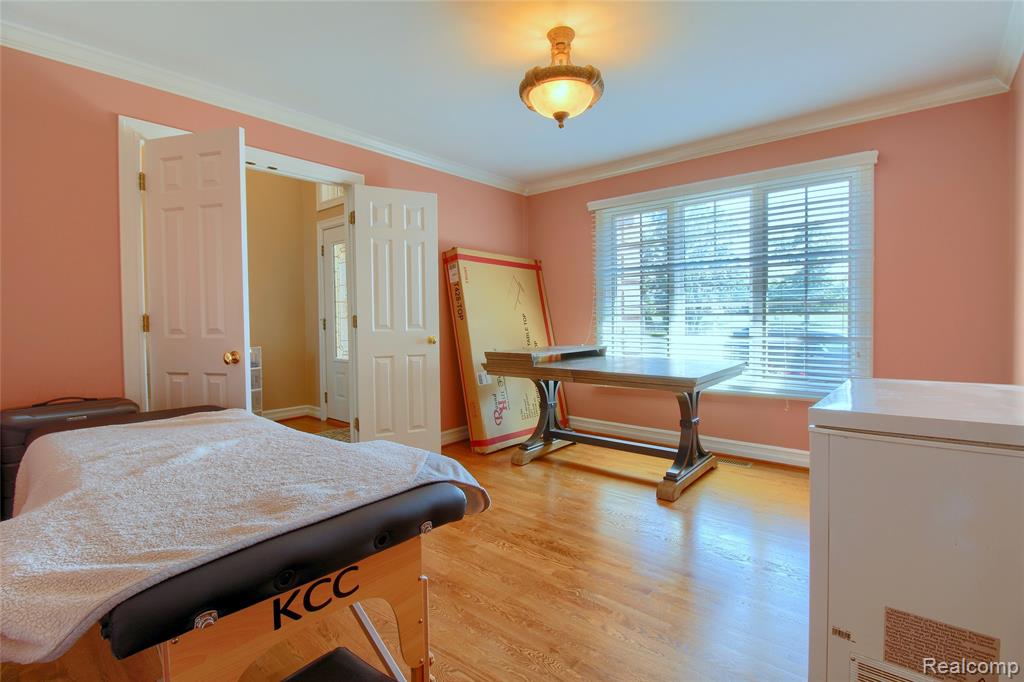4600 Dolores Drive, Trenton, MI 48183 — Photo 19