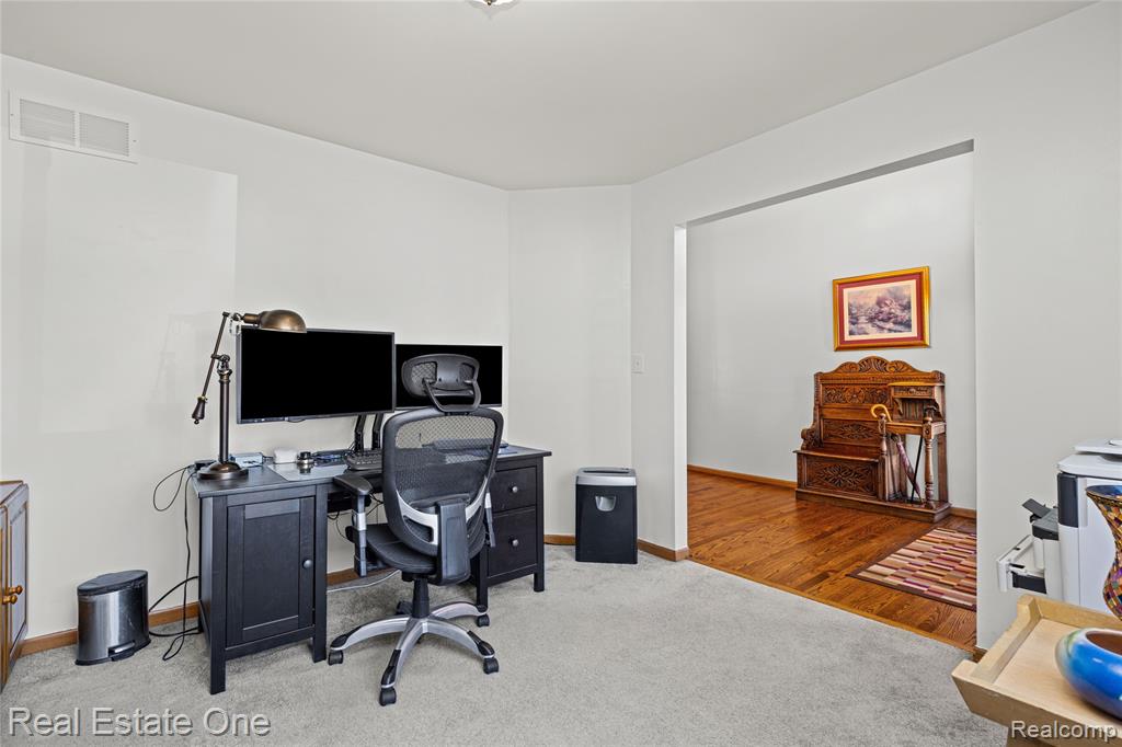 14817 Sparrow Drive, Shelby Twp, MI 48315 — Photo 12