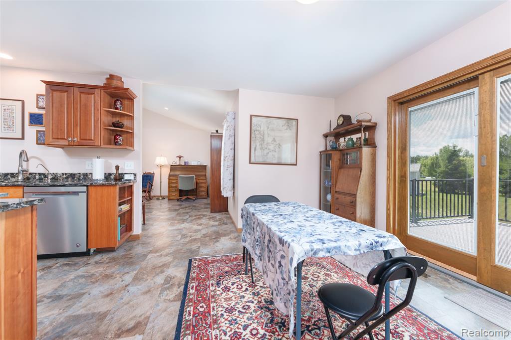 7701 Hidden Circle Drive, Byron, MI 48418 — Photo 4