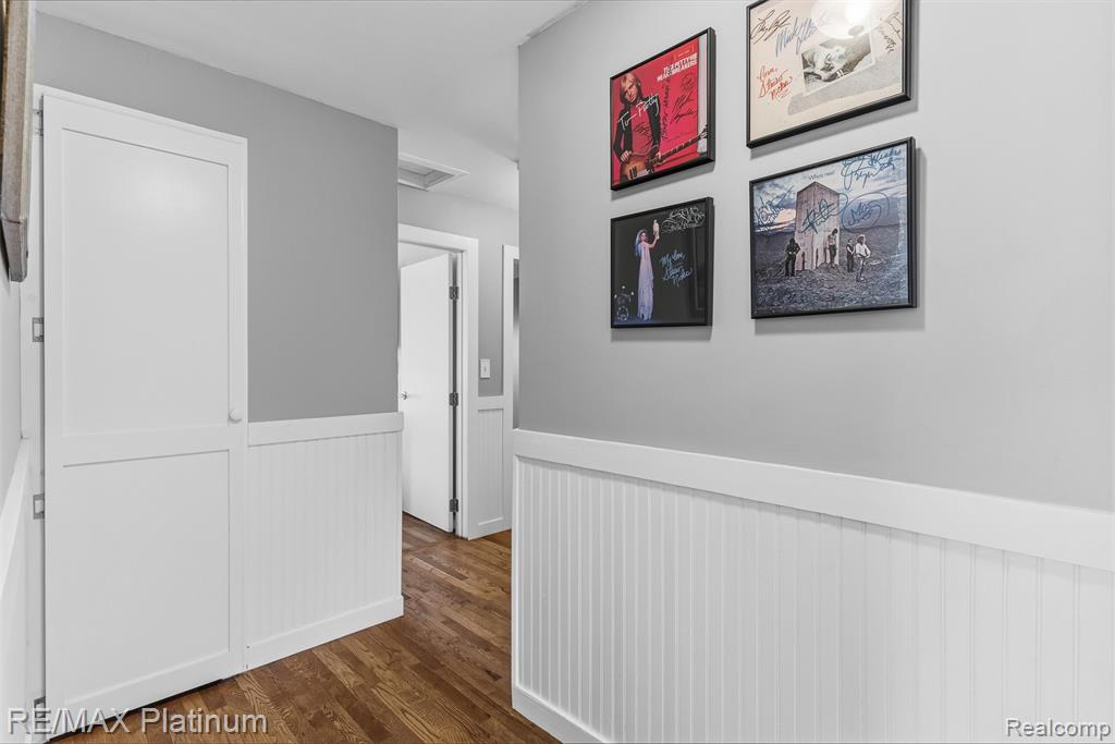 315 S West Street, Fenton, MI 48430 — Photo 27