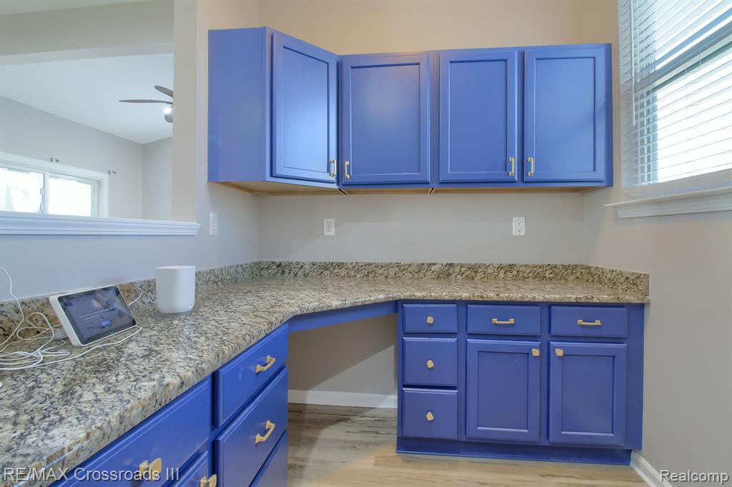 51134 FEDERAL Boulevard, Canton, MI 48188 — Photo 21
