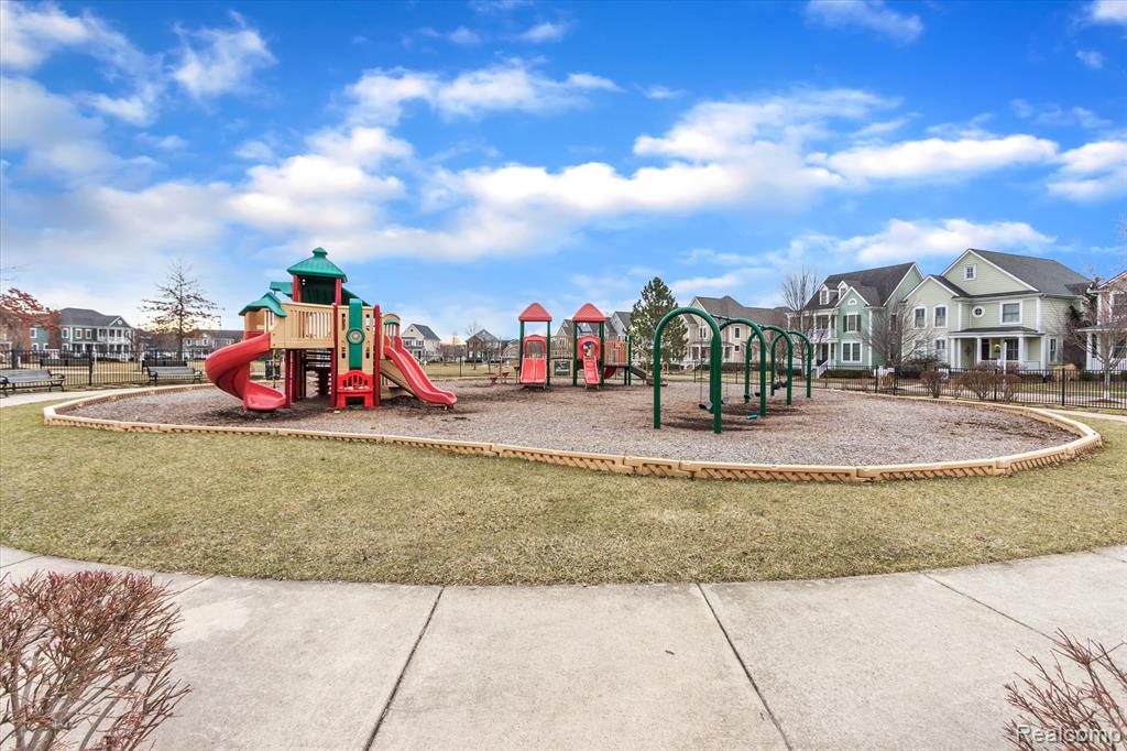 595 McKinley Circle, Canton, MI 48188 — Photo 60