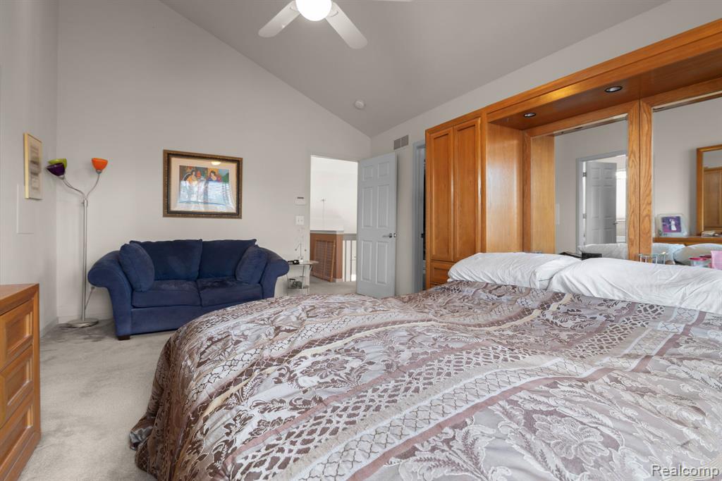 40700 Kingsley Lane, Novi, MI 48377 — Photo 17
