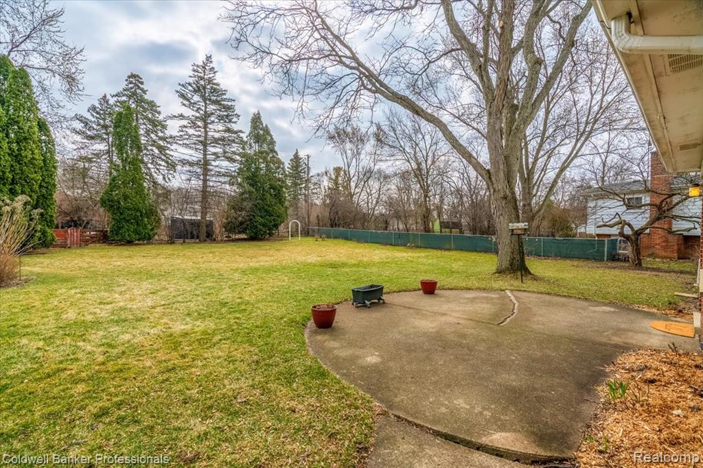 2648 Antietam Drive, Ann Arbor, MI 48105 — Photo 45