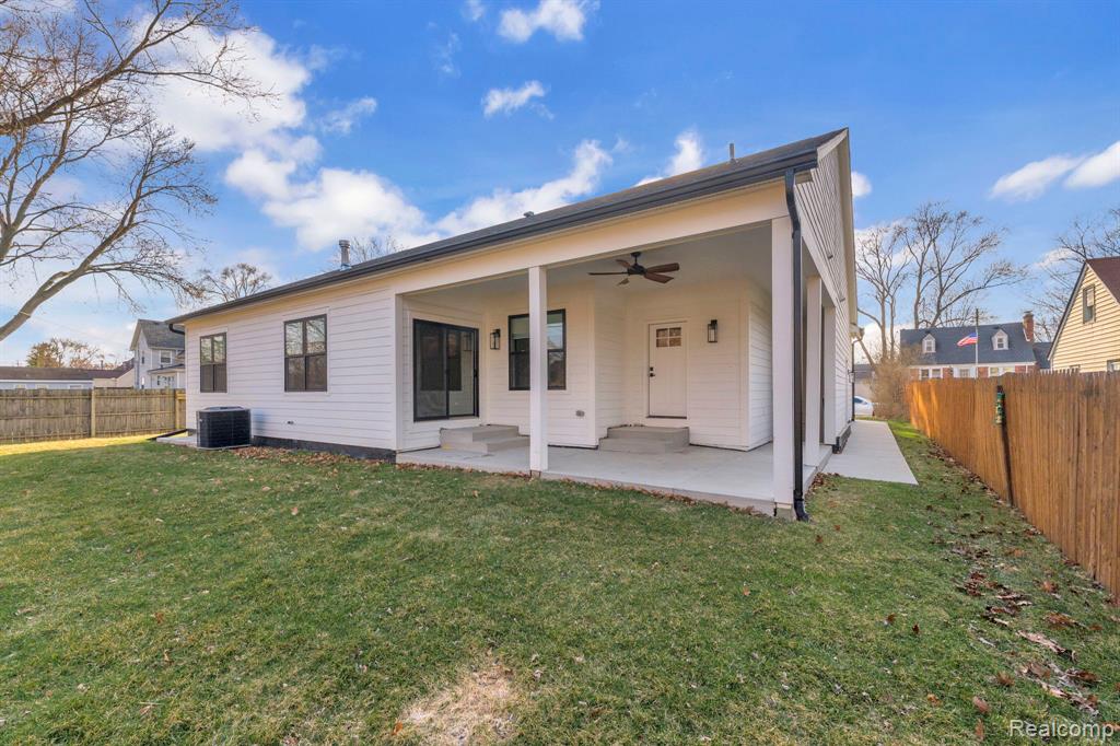 22664 Colgate Street, Farmington, MI 48336 — Photo 45