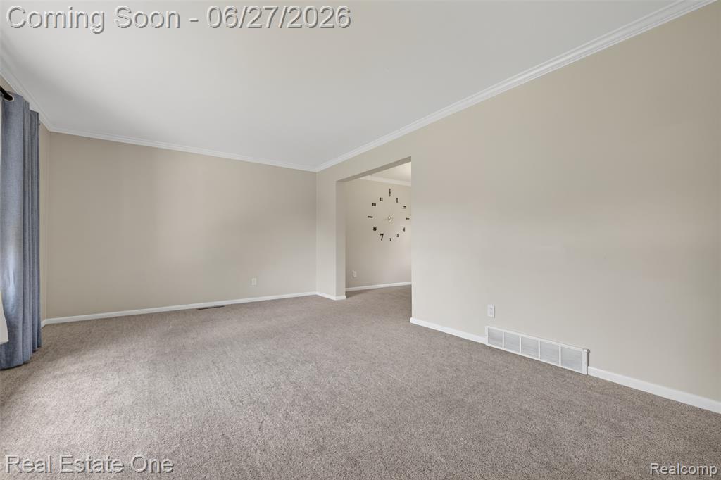 10379 Hegel Road, Goodrich Vlg, MI — Photo 7