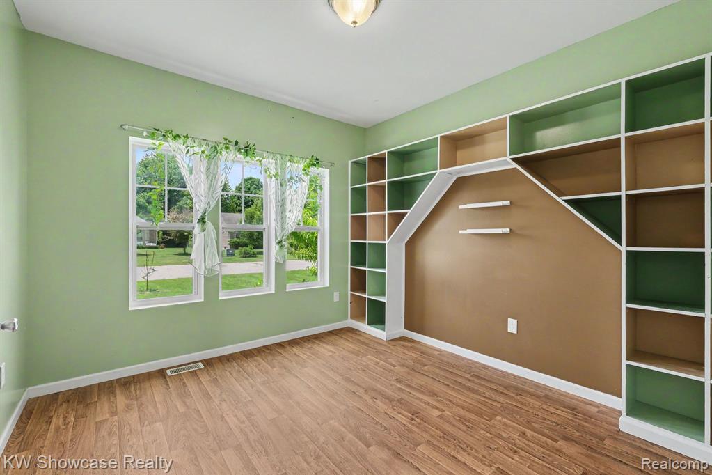 4339 Pebble Creek Boulevard, Grand Blanc, MI 48439 — Photo 5