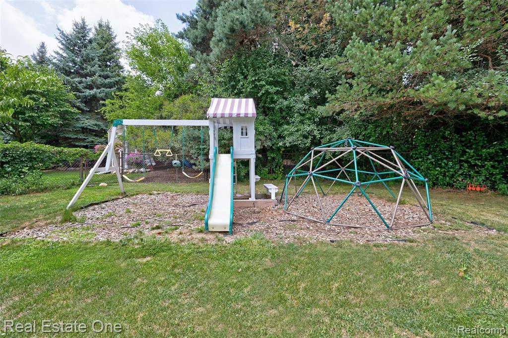 6360 Woodcrest Ridge, Clarkston, MI — Photo 67