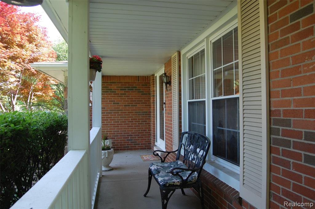 6560 Perham Drive, West Bloomfield, MI — Photo 6