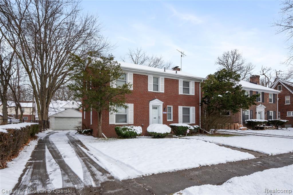 9259 W Outer Drive, Detroit, MI 48219 — front exterior