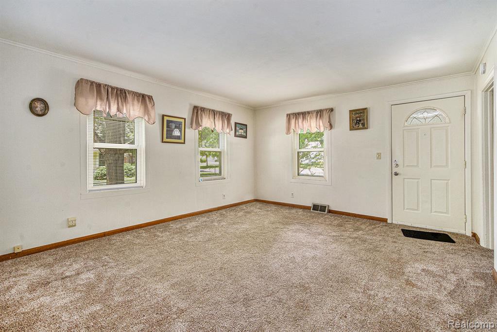 708 E CROSS Street, Ypsilanti, MI 48198 — Photo 4
