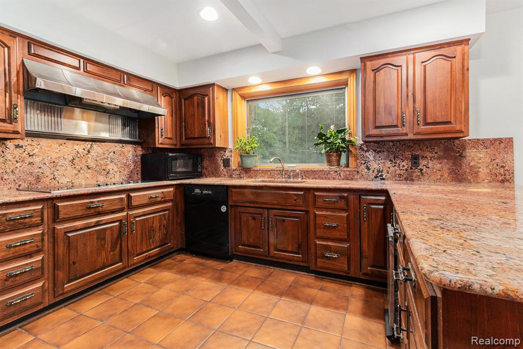 790 Hidden Pine Road Road, Bloomfield Hills, MI 48304 — Photo 14