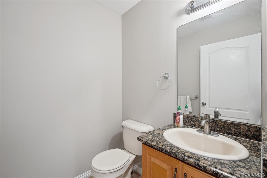 55712 LANCEWOOD Drive, Shelby Twp, MI 48316 — Photo 24