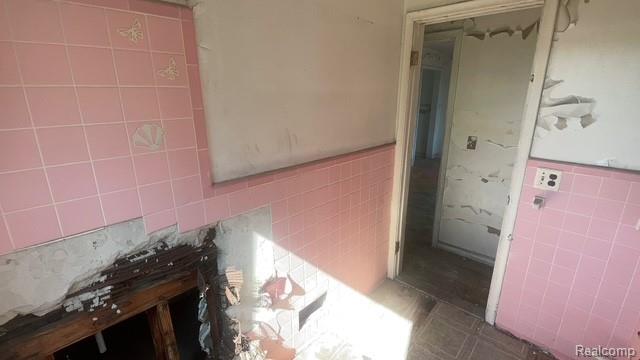 13042 Evanston Street, Detroit, MI, 48213