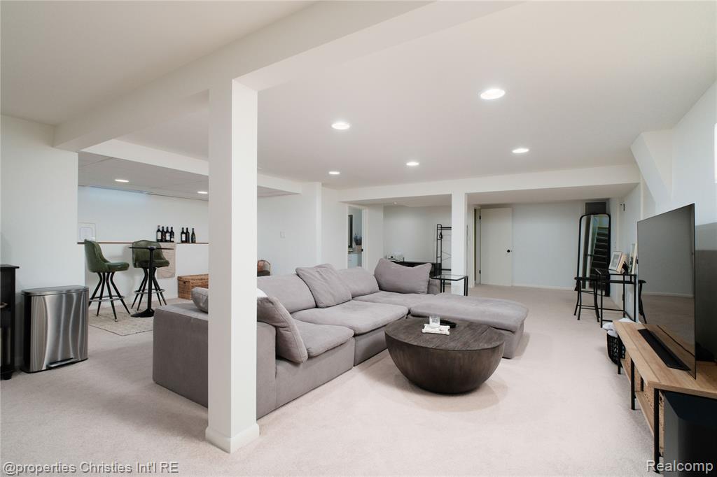 4228 Rosewold Avenue, Royal Oak, MI 48073 — Photo 26