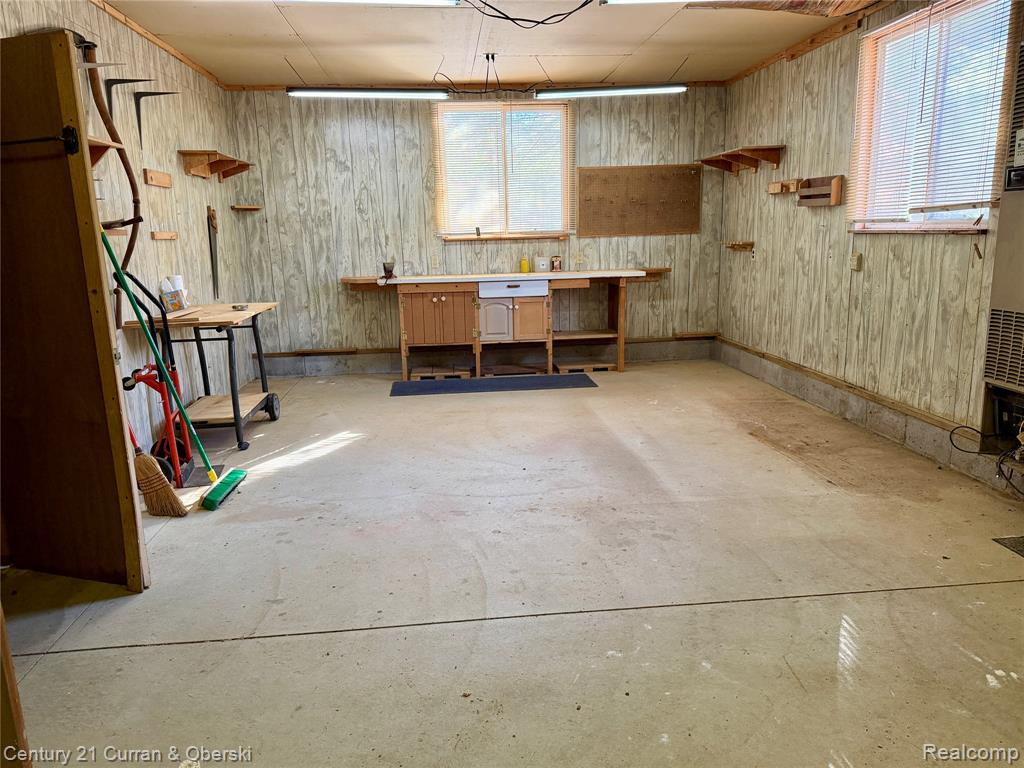 105 Northern Oaks Drive, Houghton Lake, MI 48629 — Photo 31