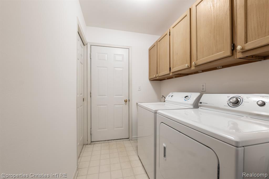 42833 HUNT CLUB Boulevard, Sterling Heights, MI 48314 — Photo 45