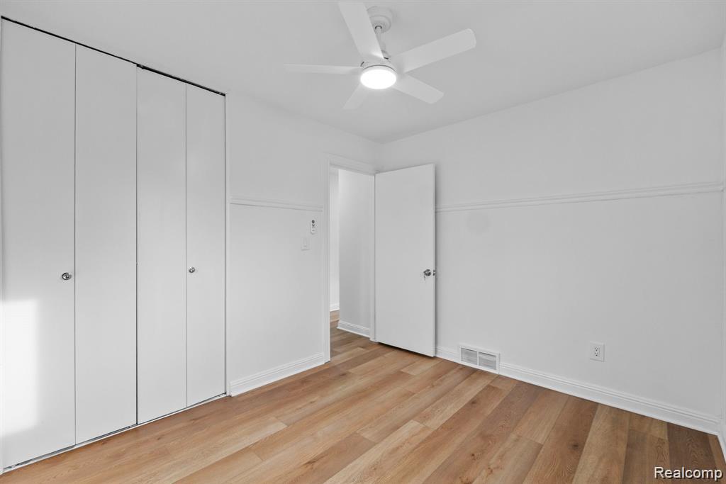 28419 Park Court, Madison Heights, MI 48071 — Photo 13