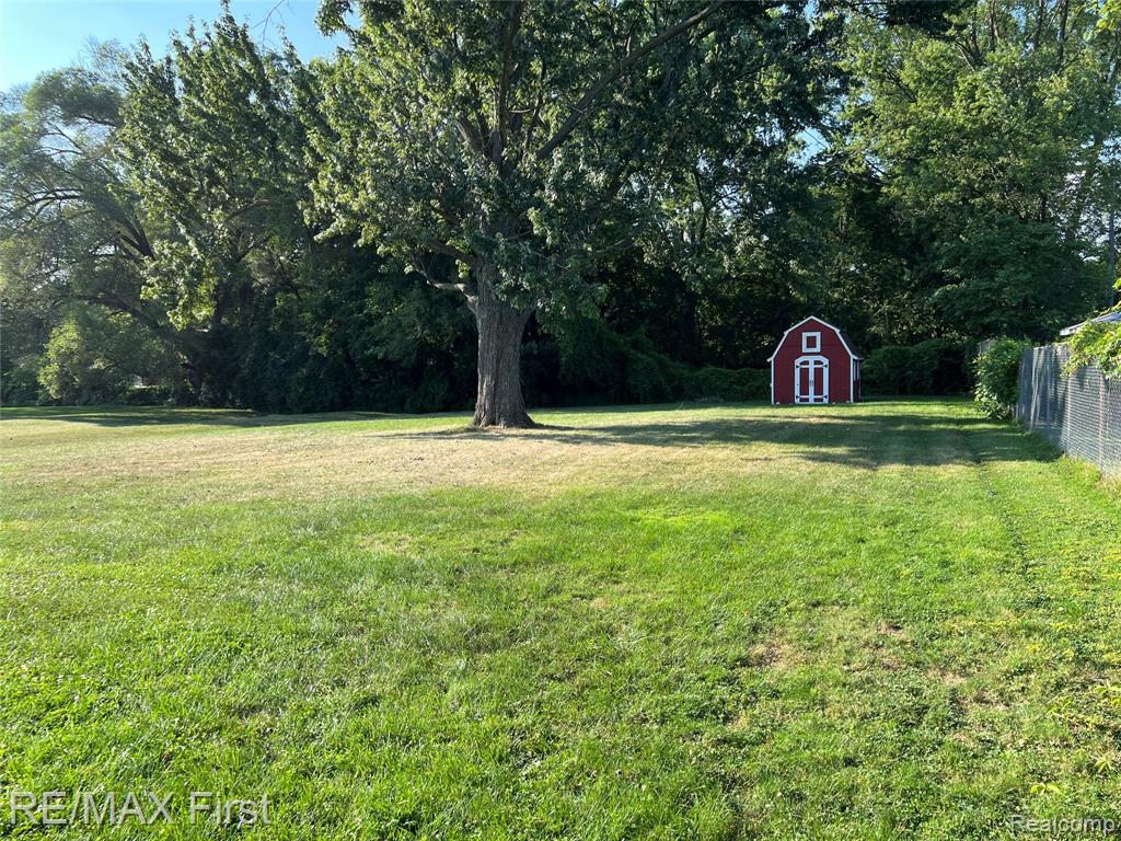 4547 Stephens Road, Warren, MI 48091 — Photo 3