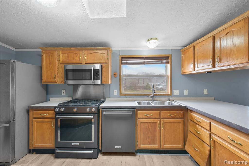 9072 Greentree Drive, Newport, MI 48166 — Photo 24