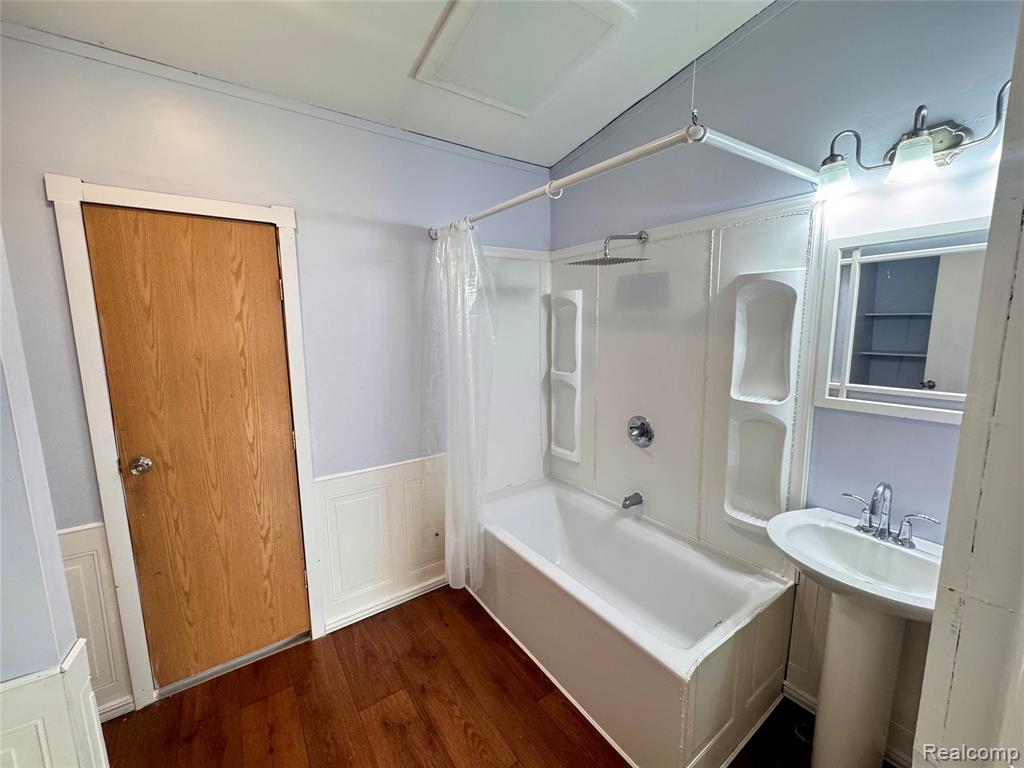 100 Riverview Circle, Saline, MI 48176 — Photo 11