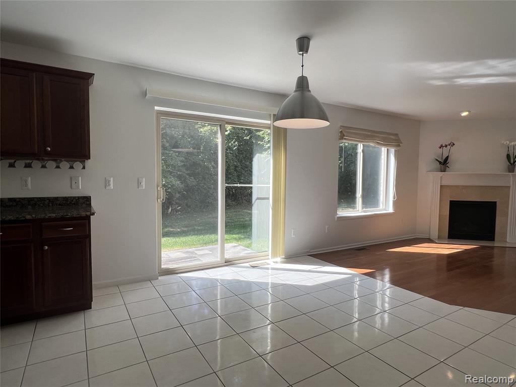 6161 Elarz Drive, Troy, MI 48085 — Photo 12