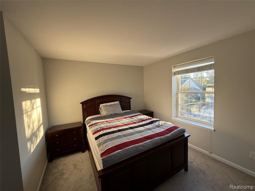 6063 Pine Cone Drive, Grand Blanc, MI 48439 — Photo 22