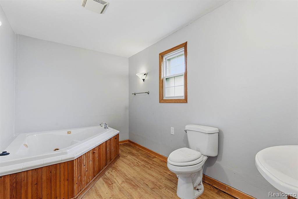 5852 Beech Daly Road, Taylor, MI 48180 — Photo 15