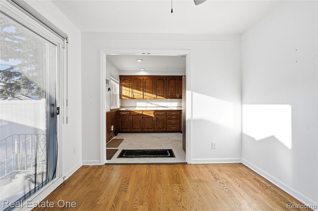 6341 N Charlesworth Street, Dearborn Heights, MI 48127 — Photo 11