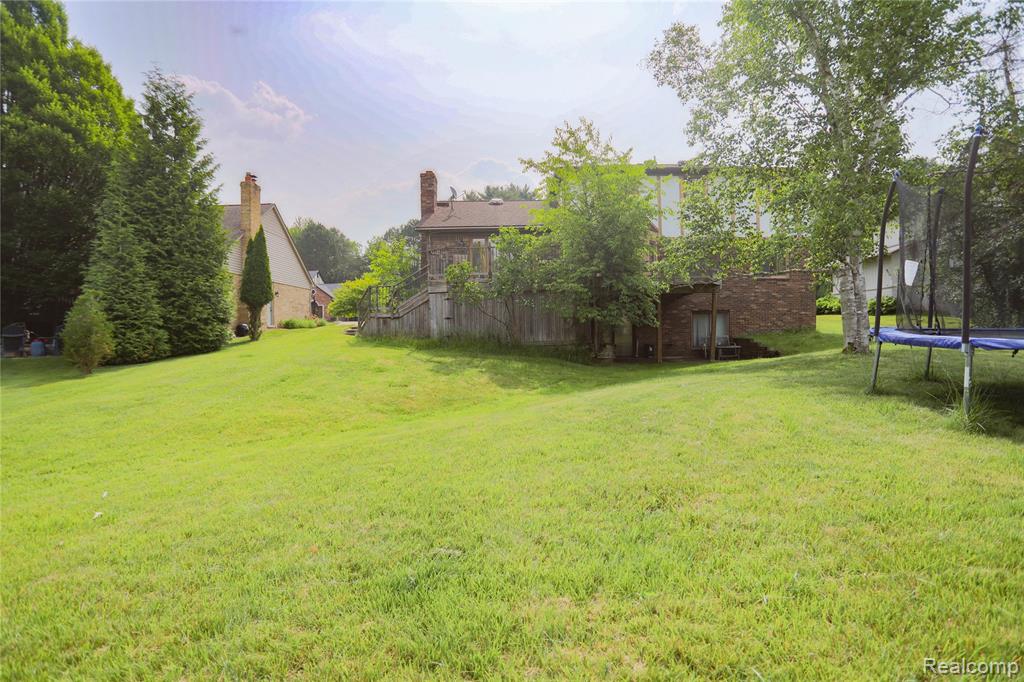 810 Box Canyon Court, Rochester Hills, MI 48309 — Photo 52
