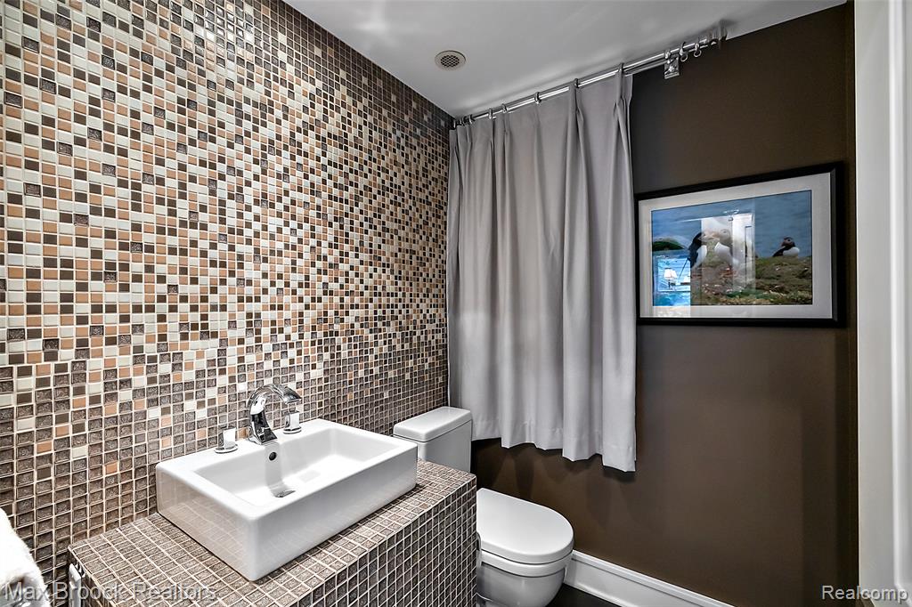 504 Landon Street, Birmingham, MI 48009 — Photo 21