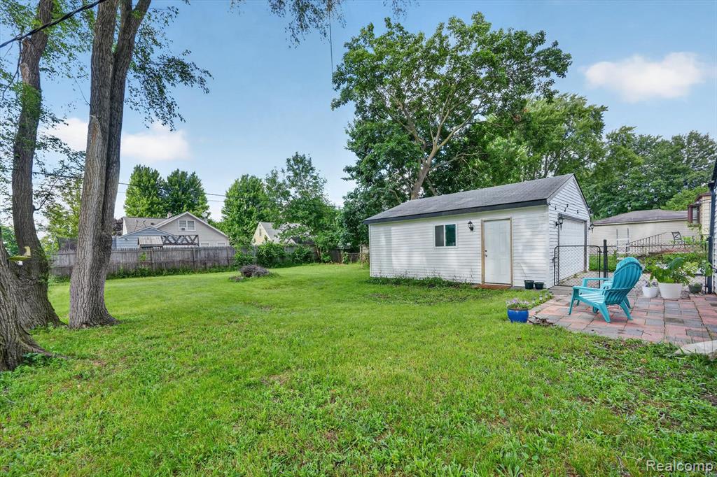 32326 Florence Street, Garden City, MI — Photo 36