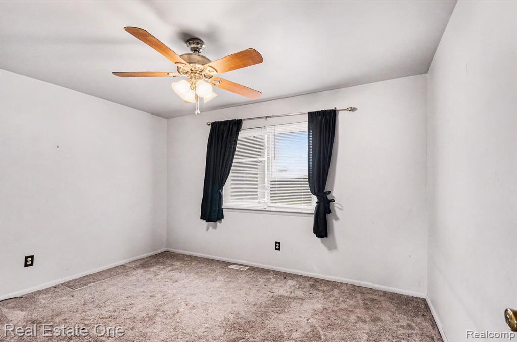 4508 Buckingham Drive, Warren, MI 48092 — Photo 9
