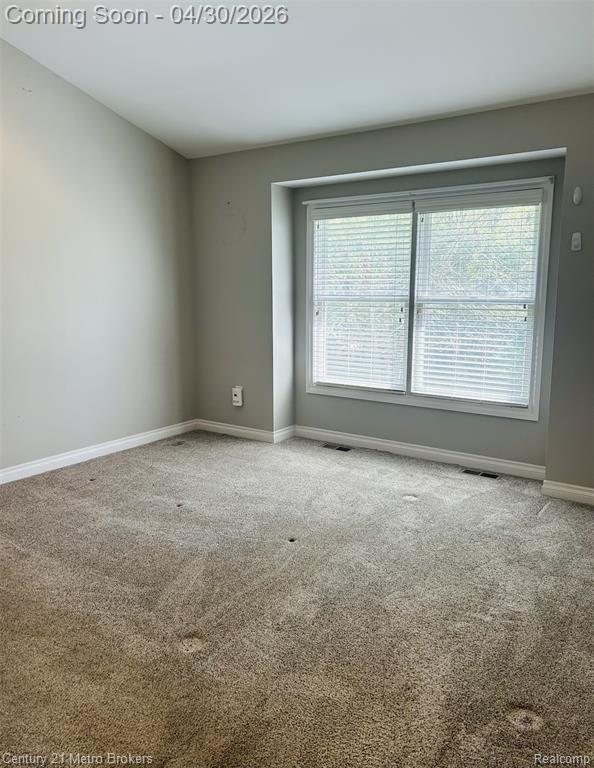 4467 Cross Creek Boulevard, Burton, MI 48509 — Photo 10