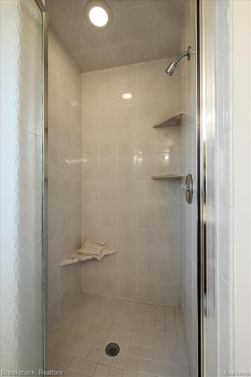 49650 Card Road, Macomb, MI 48044 — Photo 48