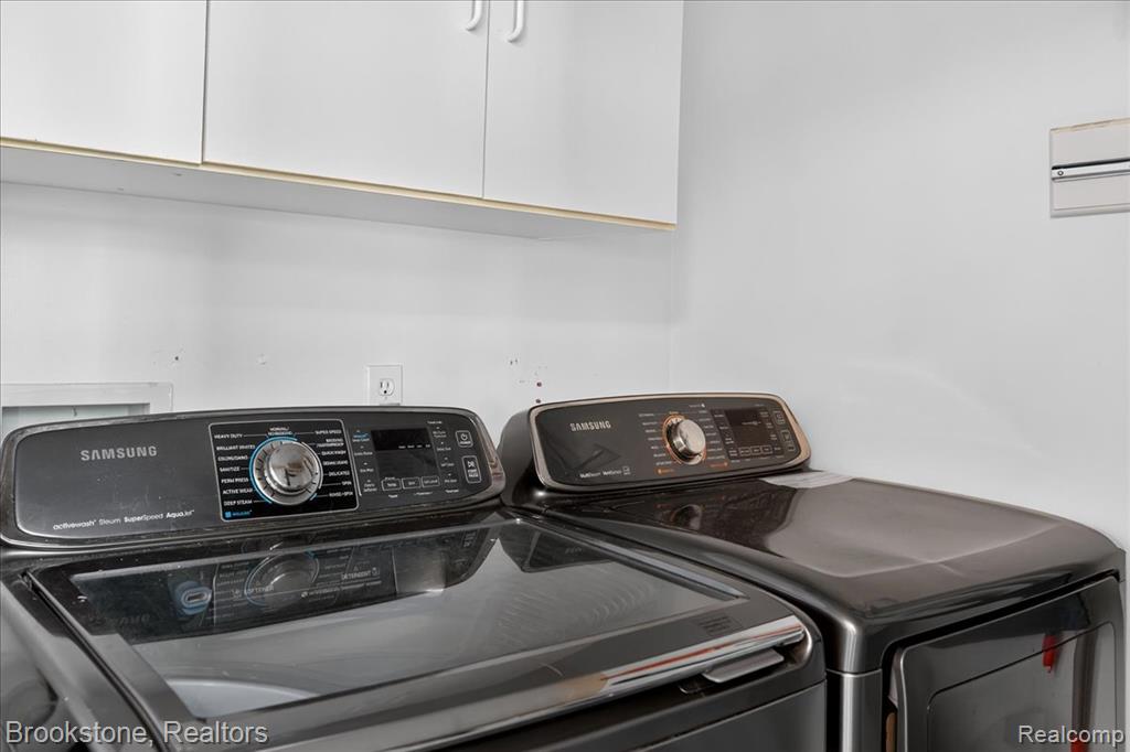 4954 Spring Meadow Dr, Clarkston, MI 48348 — Photo 15