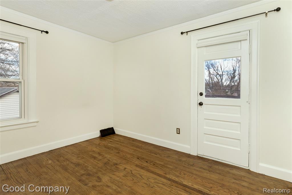 717 W 12 Mile Road, Royal Oak, MI 48073 — Photo 22