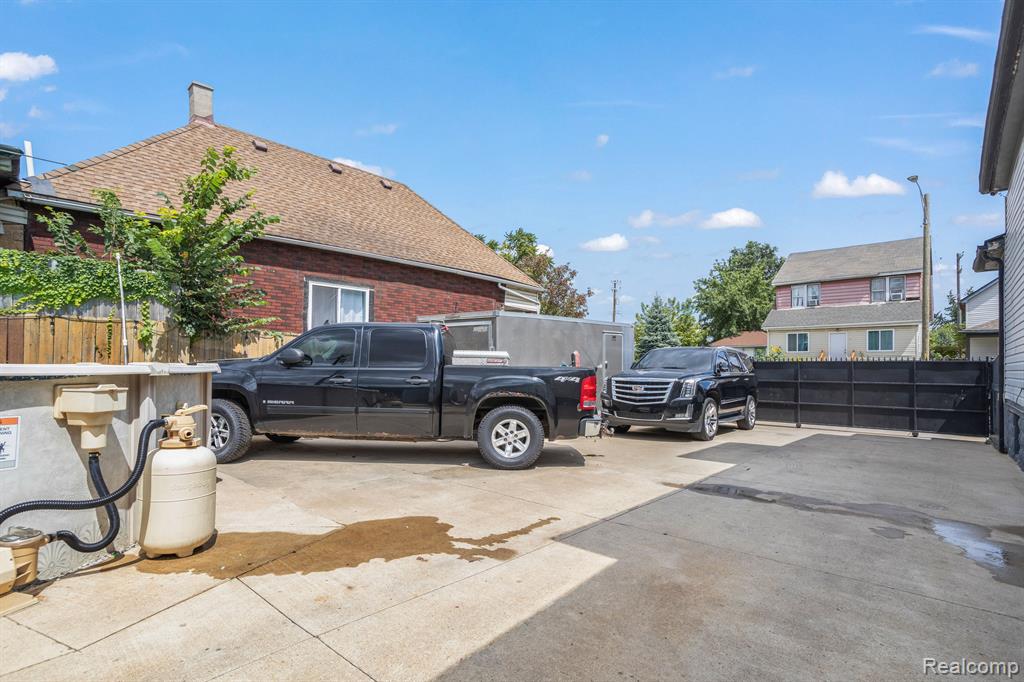 2381 CABOT Street, Detroit, MI 48209 — Photo 5