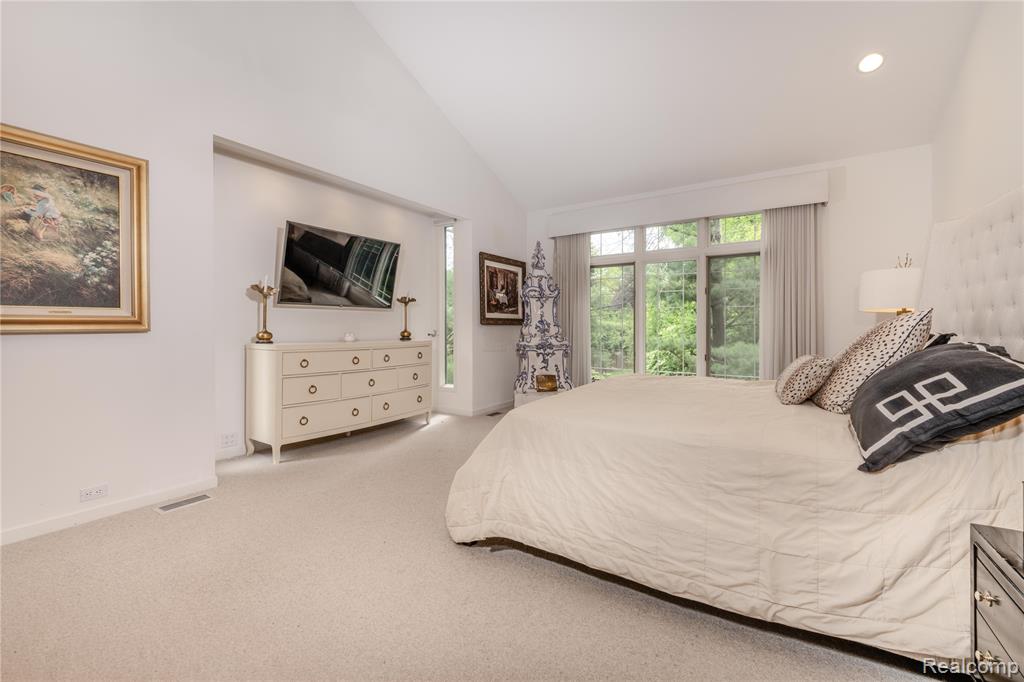 4054 Cranbrook Court, Bloomfield Hills, MI 48301 — Photo 19