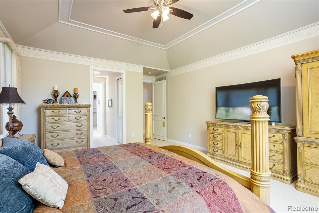 5130 OAKBROOKE Drive, West Bloomfield, MI 48323 — Photo 19