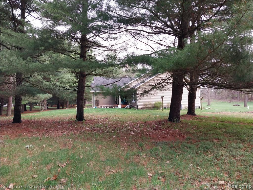 4166 Marathon Rd, Columbiaville, MI 48421 — Photo 2