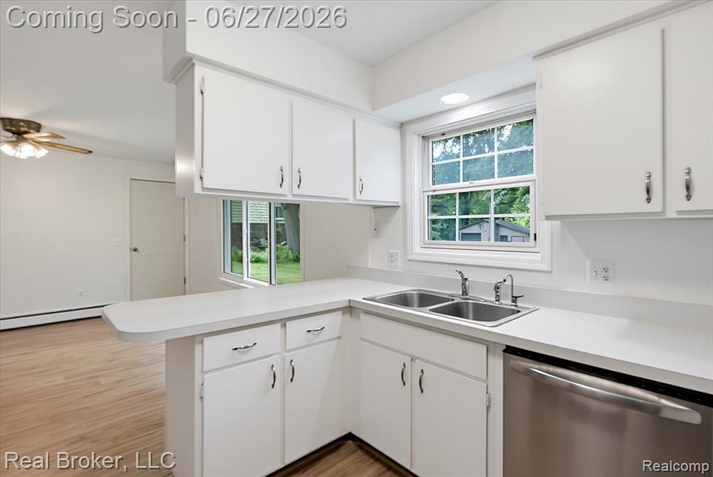 8320 Hillpoint Drive, Brighton, MI 48116 — Photo 13