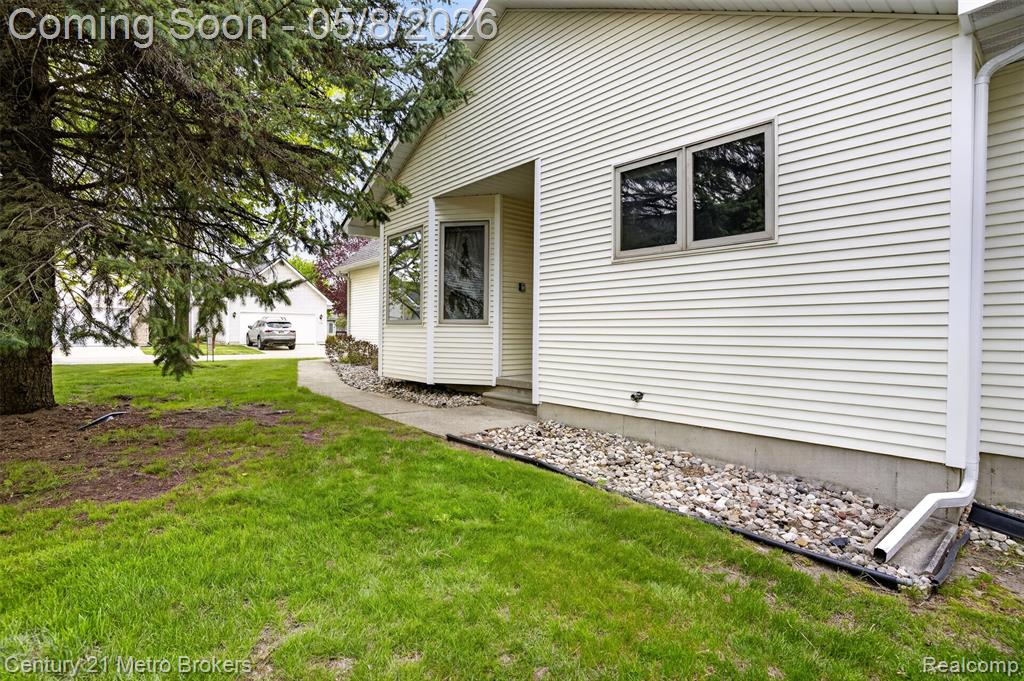 9434 Linda Drive, Davison, MI 48423 — Photo 13