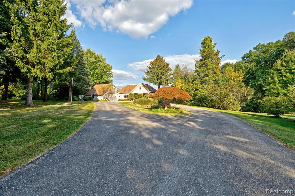 3015 Wildwood Road, Holly, MI 48442 — Photo 68