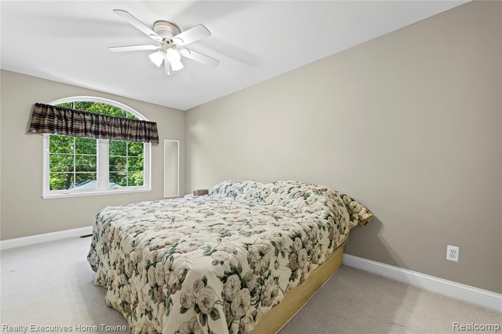 5802 Lakeshore Road, Fort Gratiot, MI 48059 — Photo 51