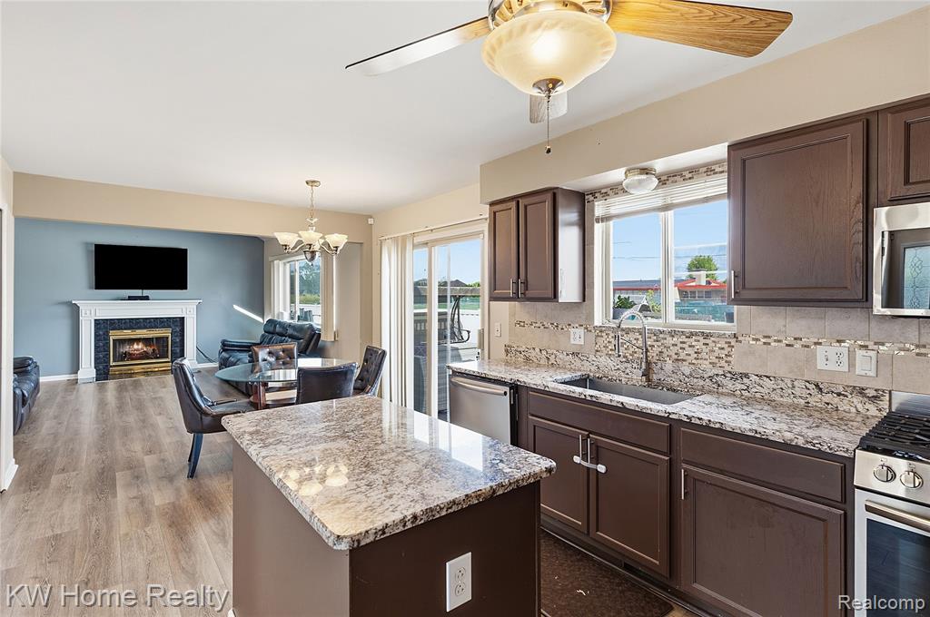 16102 Orchard Drive, Southgate, MI 48195 — Photo 12