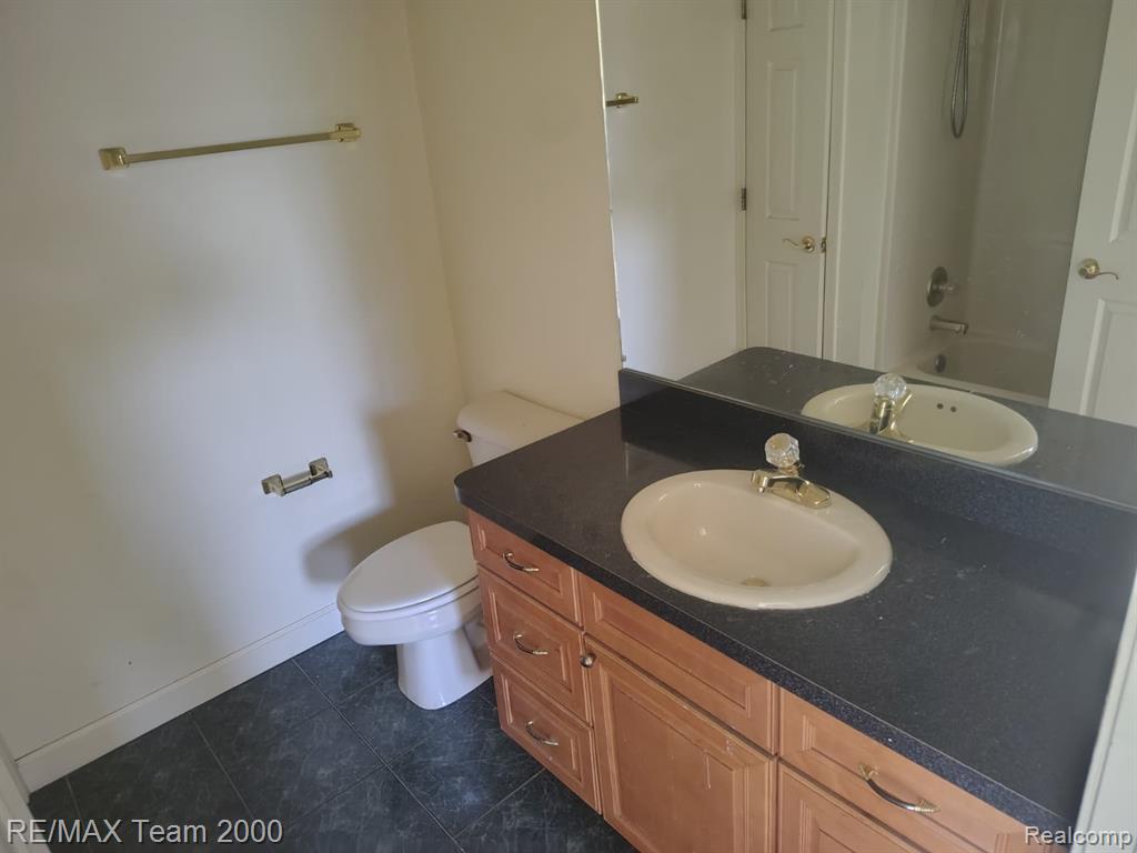 19452 Troy Place, Highland Park, MI 48203 — Photo 15