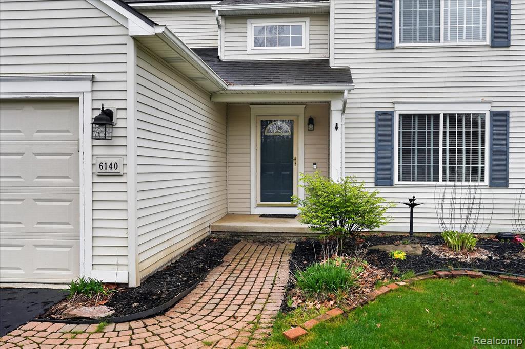 6140 Blue Heron Drive, Howell, MI 48843 — Photo 2