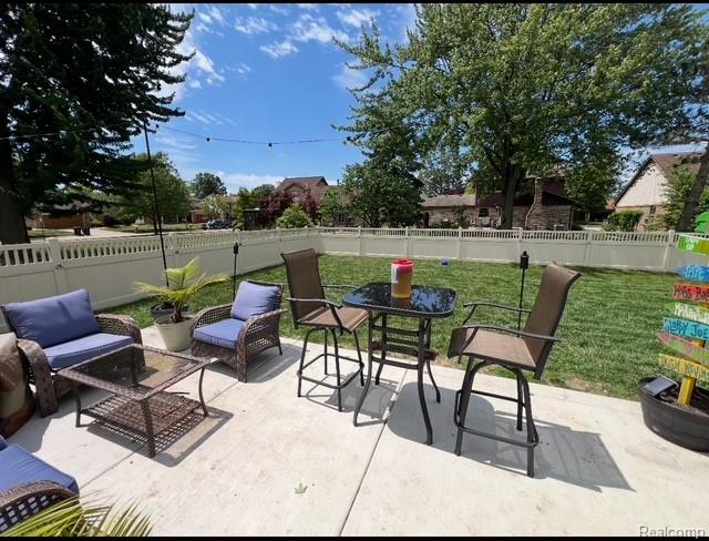 21526 E Chipmunk Trail, Woodhaven, MI 48183 — Photo 35