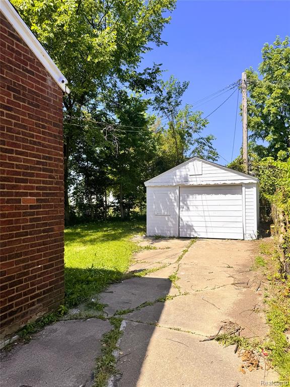 8835 Whitcomb Street, Detroit, MI 48228 — Photo 21
